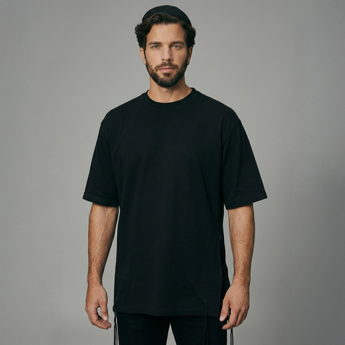 BLACK T-SHIRT